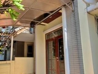 Reihenhaus zur Miete mit 3 Zimmer in Saphan Sung, Bangkok