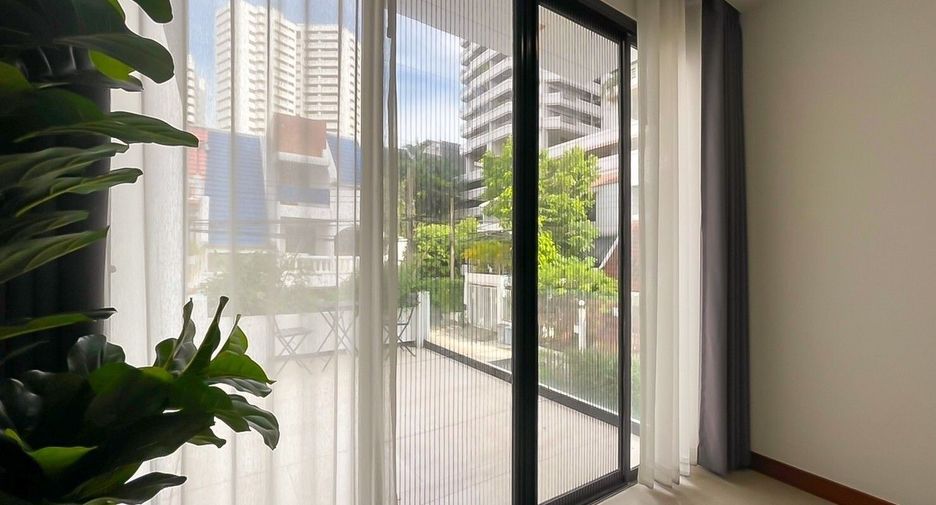 À louer 4 chambres maison à Watthana, Bangkok