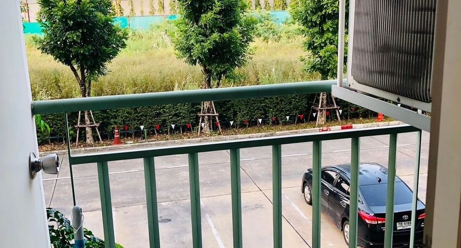For rent 2 bedrooms condo in Lat Krabang, Bangkok