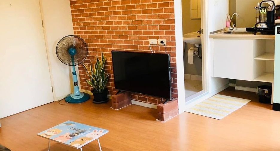 For rent 2 bedrooms condo in Lat Krabang, Bangkok
