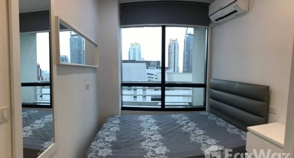 For rent 2 bedrooms condo in Pathum Wan, Bangkok
