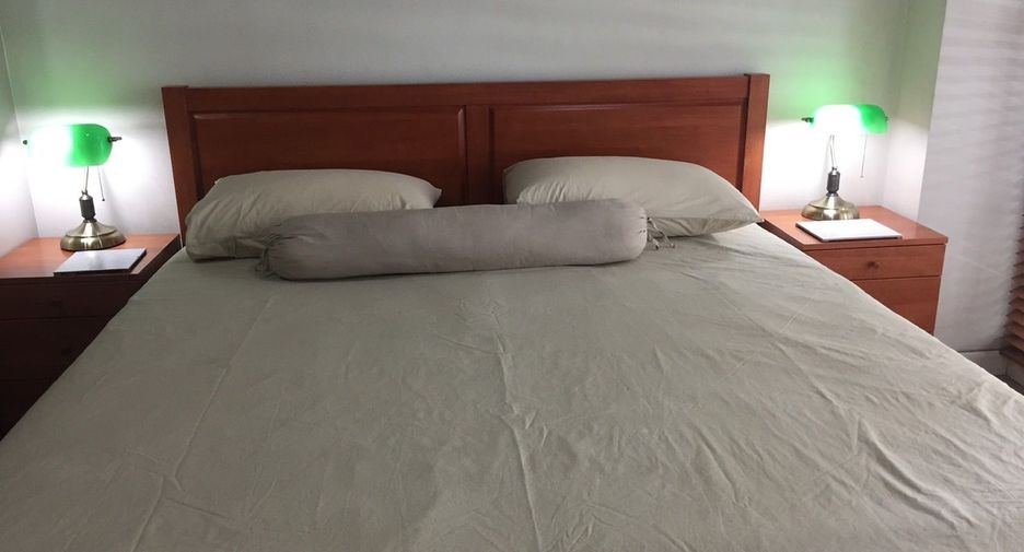 For rent 1 Beds condo in Bang Kapi, Bangkok