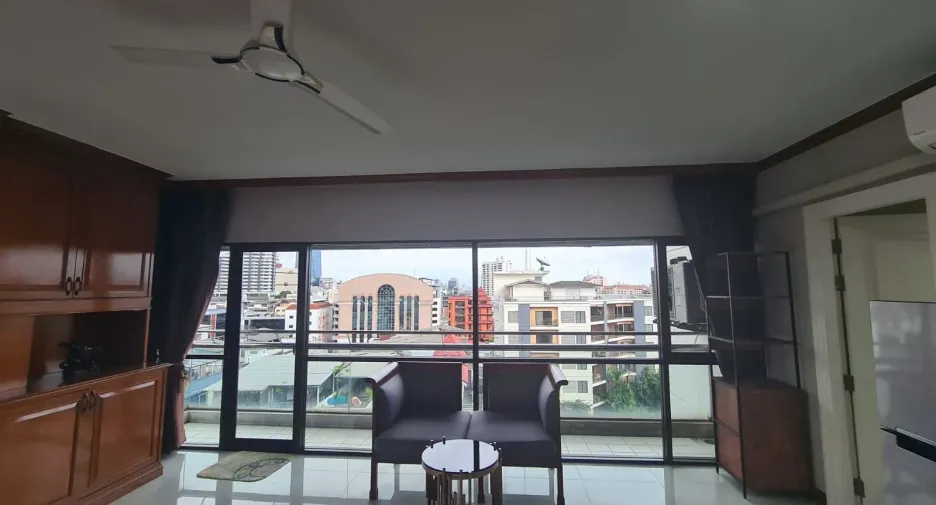 Condo en alquiler de 2 habitaciones en Sathon, Bangkok