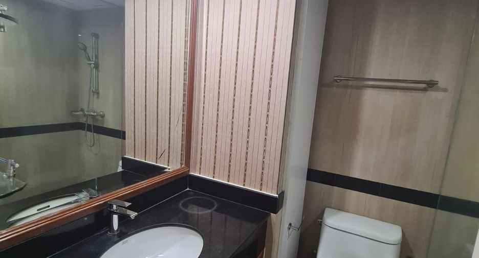 Condo en alquiler de 2 habitaciones en Sathon, Bangkok