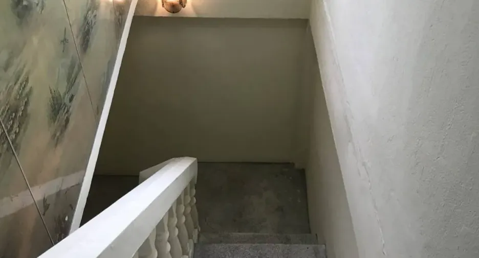 For rent 4 bedrooms townhouse in Bang Na, Bangkok