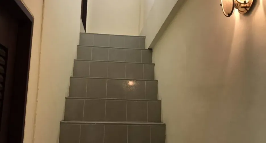 For rent 4 bedrooms townhouse in Bang Na, Bangkok