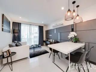出租 2 卧室 公寓 在 Bang Rak, 曼谷