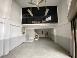 Casa adosada en alquiler de 6 habitaciones en Khlong San, Bangkok