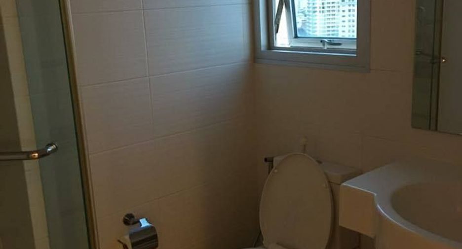 For rent 1 bed condo in Sathon, Bangkok