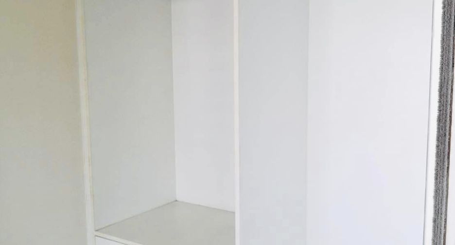 Condo en alquiler de 2 habitaciones en Khlong San, Bangkok