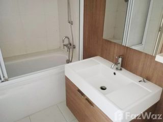 For rent 2 bedrooms condo in Khlong San, Bangkok