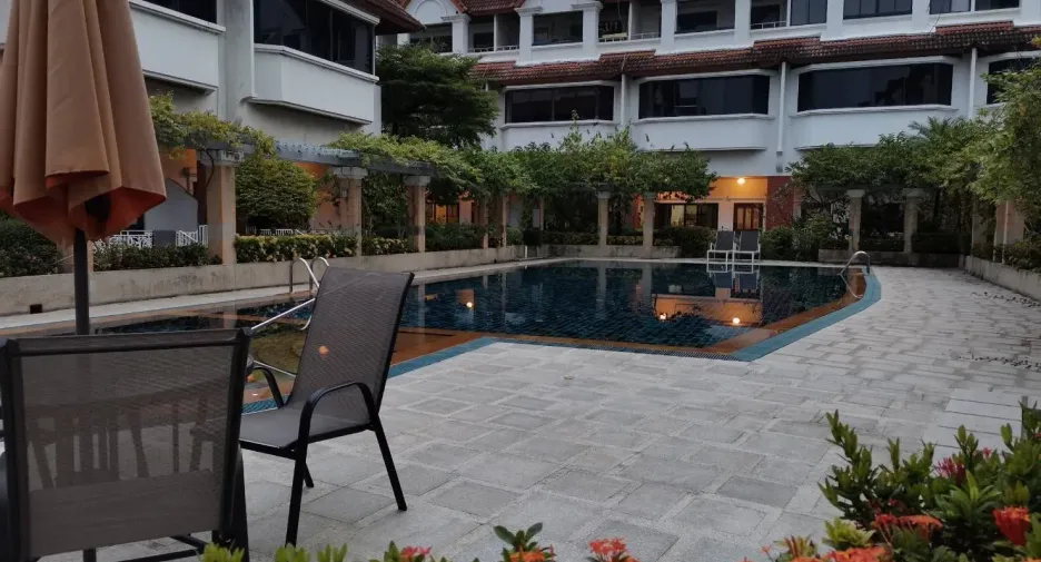 Reihenhaus zur Miete mit 4 Zimmer in Watthana, Bangkok