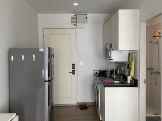 For rent studio condo in Pathum Wan, Bangkok