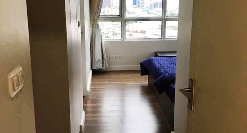 Condo en alquiler de 3 habitaciones en Khlong Toei, Bangkok