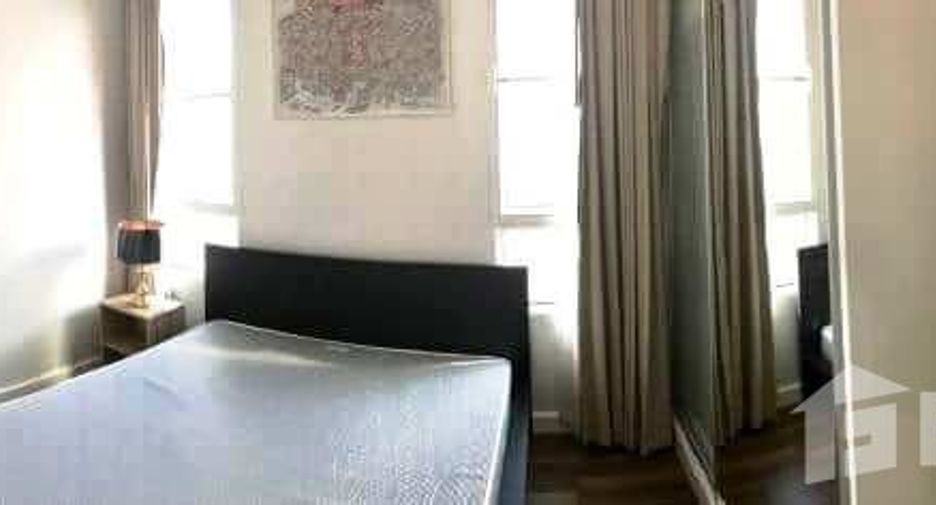 Condo en alquiler de 3 habitaciones en Khlong Toei, Bangkok