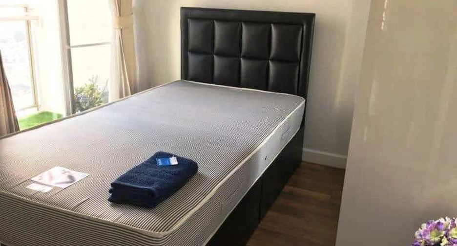 Condo en alquiler de 3 habitaciones en Khlong Toei, Bangkok