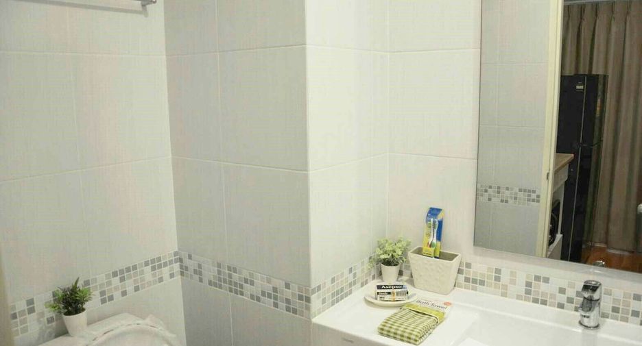 Condo en alquiler de estudio en Khlong Toei, Bangkok