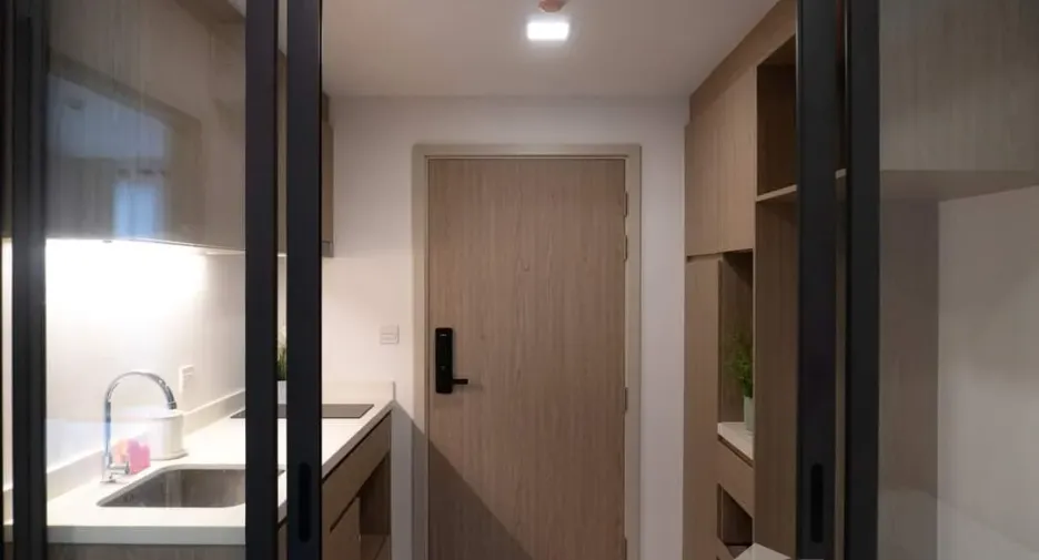 For rent 1 bed condo in Bang Rak, Bangkok