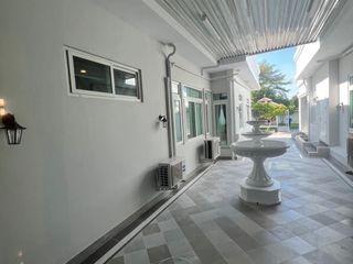 For rent 7 bedrooms house in Bang Na, Bangkok