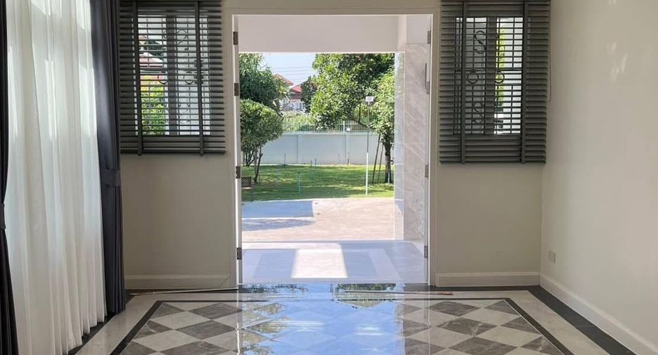 Haus zur Miete mit 7 Zimmer in Bang Na, Bangkok
