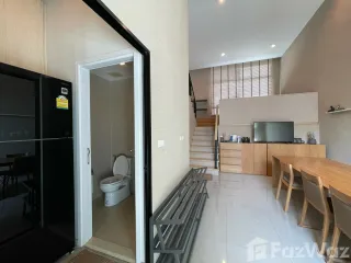 Reihenhaus zum Kauf und zur Miete mit 3 Zimmer in Yan Nawa, Bangkok