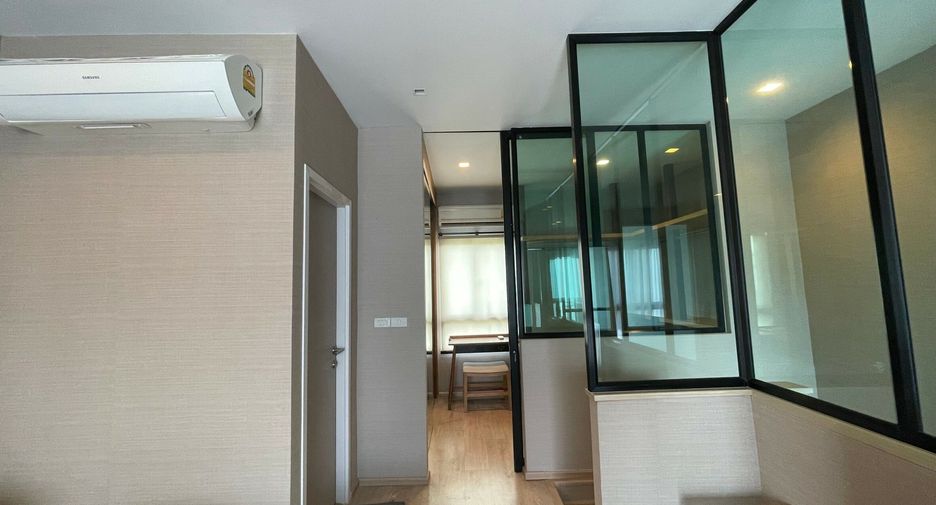 For sale and for rent 3 bedrooms townhouse in Yan Nawa, Bangkok