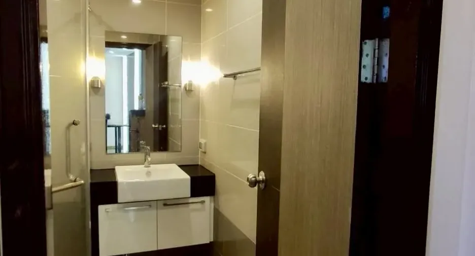 For rent 2 bedrooms condo in Bang Kho Laem, Bangkok