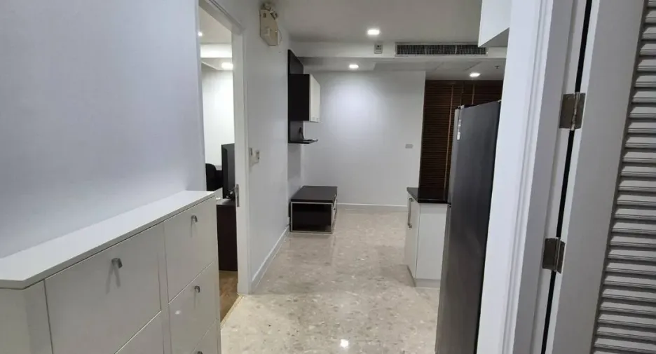 For sale 2 bedrooms condo in Khlong Toei, Bangkok
