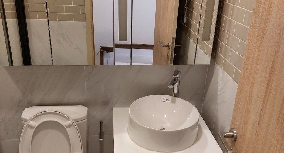 For rent 1 bed condo in Ratchathewi, Bangkok