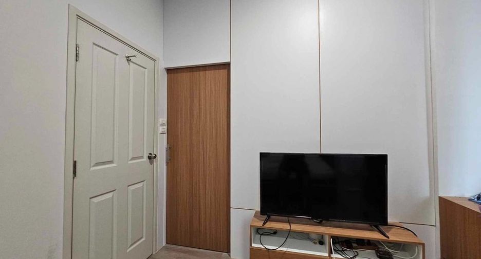 For rent 3 ベッドルーム townhouse in Bang Sao Thong, Samut Prakan