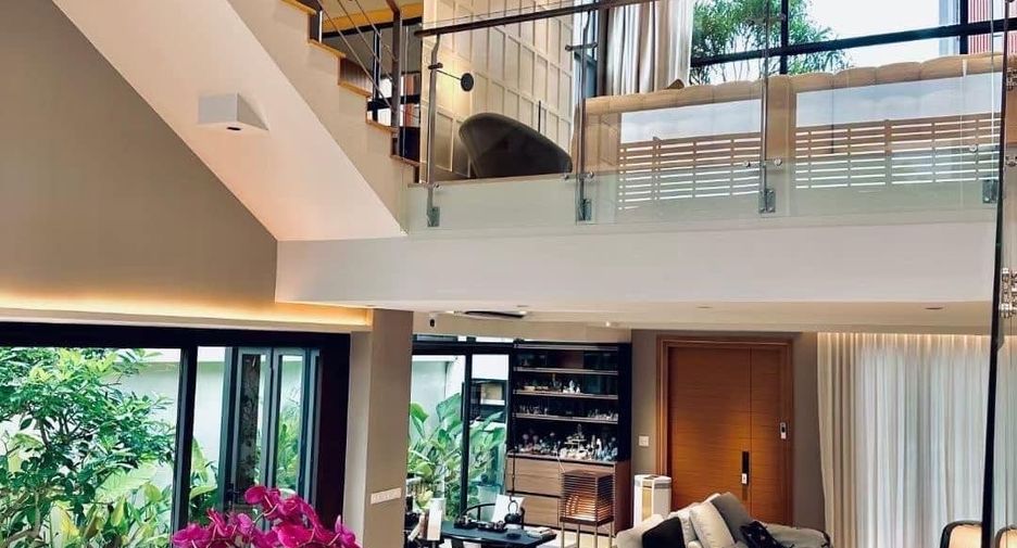 For rent 4 bedrooms house in Mueang Samut Prakan, Samut Prakan