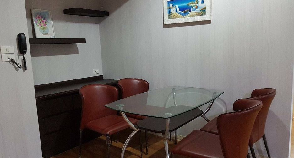 For rent 2 bedrooms condo in Phaya Thai, Bangkok