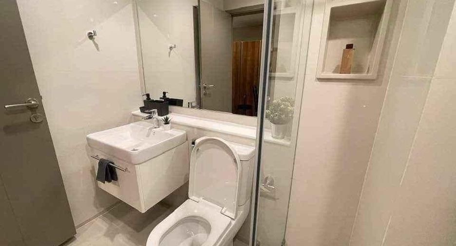 For rent studio condo in Huai Khwang, Bangkok