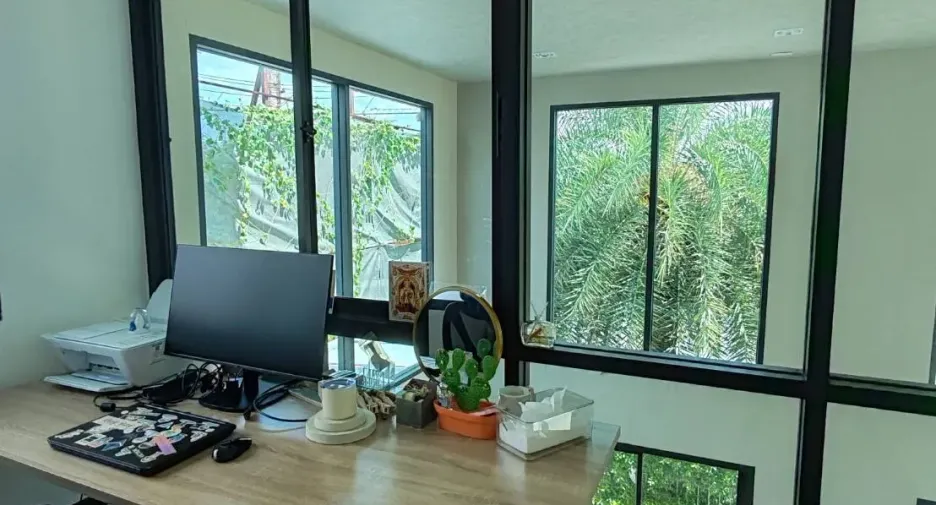 ให้เช่า 4 ห้องนอน ทาวน์เฮ้าส์ ใน บางเขน, กรุงเทพฯ