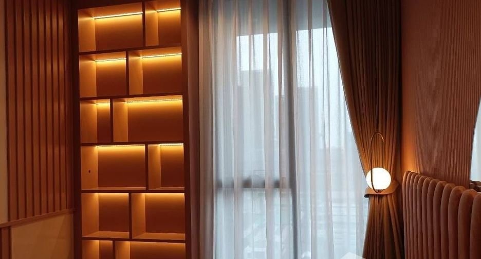 For rent 1 bed condo in Phra Khanong, Bangkok
