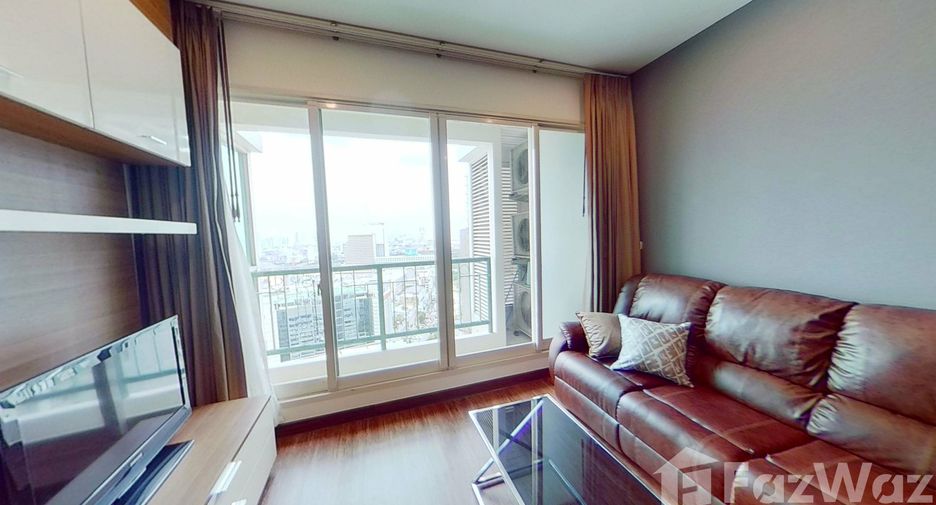 For rent 2 bedrooms condo in Pathum Wan, Bangkok