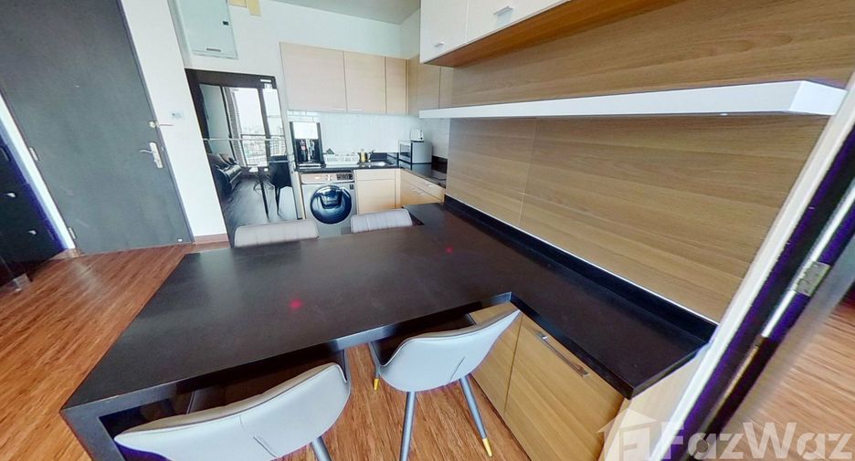 For rent 2 bedrooms condo in Pathum Wan, Bangkok