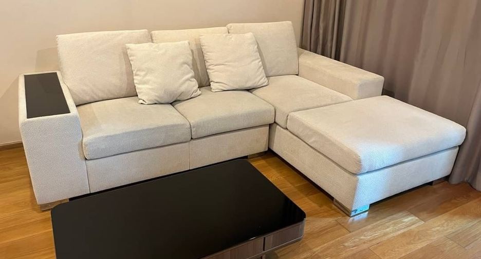 For rent 2 ベッドルーム condo in Sathon, Bangkok