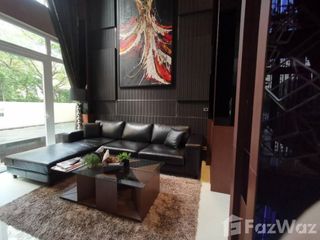 出租 4 卧室 独立屋 在 Chatuchak, 曼谷