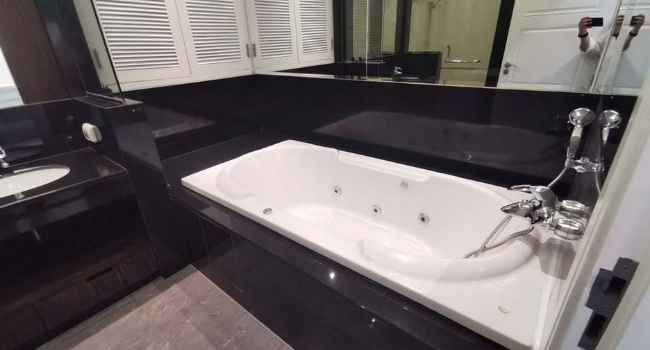 Condo en alquiler de 5 habitaciones en Pathum Wan, Bangkok