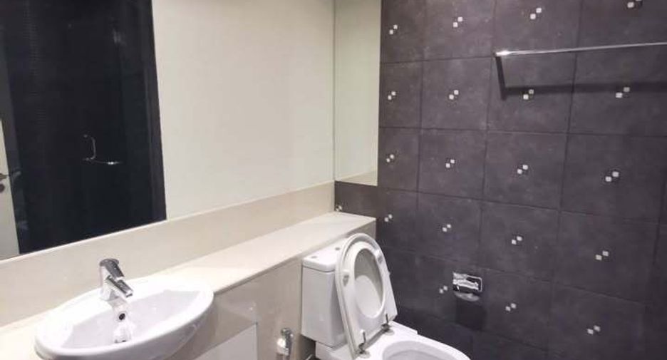 For rent 5 bedrooms condo in Pathum Wan, Bangkok