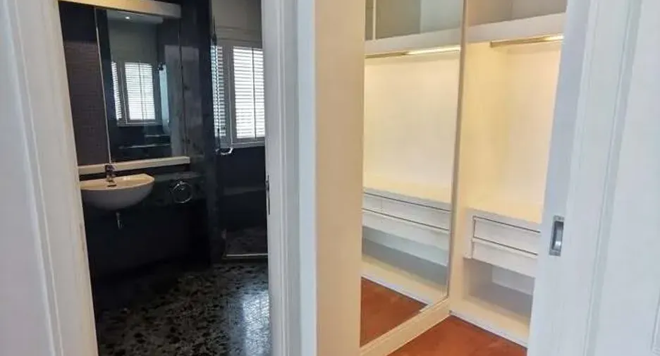 Condo en alquiler de 5 habitaciones en Pathum Wan, Bangkok