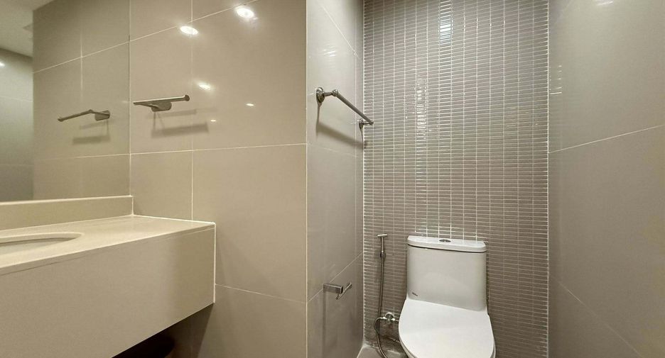For rent 1 Beds condo in Khlong Toei, Bangkok