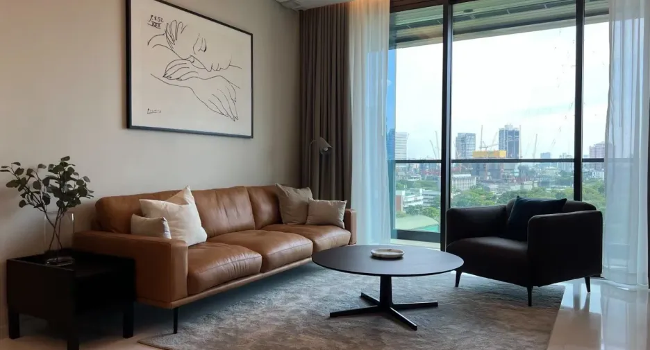 For rent 2 bedrooms condo in Pathum Wan, Bangkok