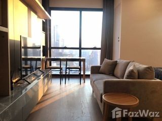 À louer studio condo à Bang Rak, Bangkok