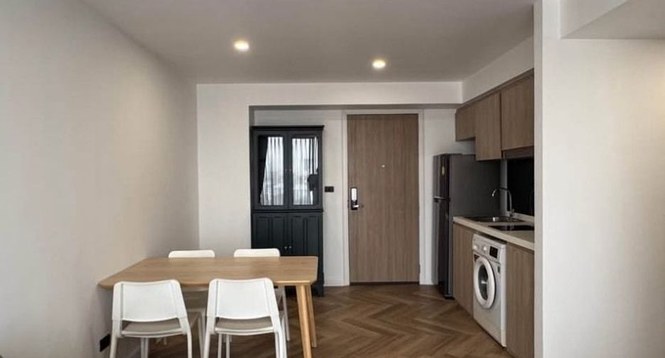 For rent 2 bedrooms condo in Phaya Thai, Bangkok