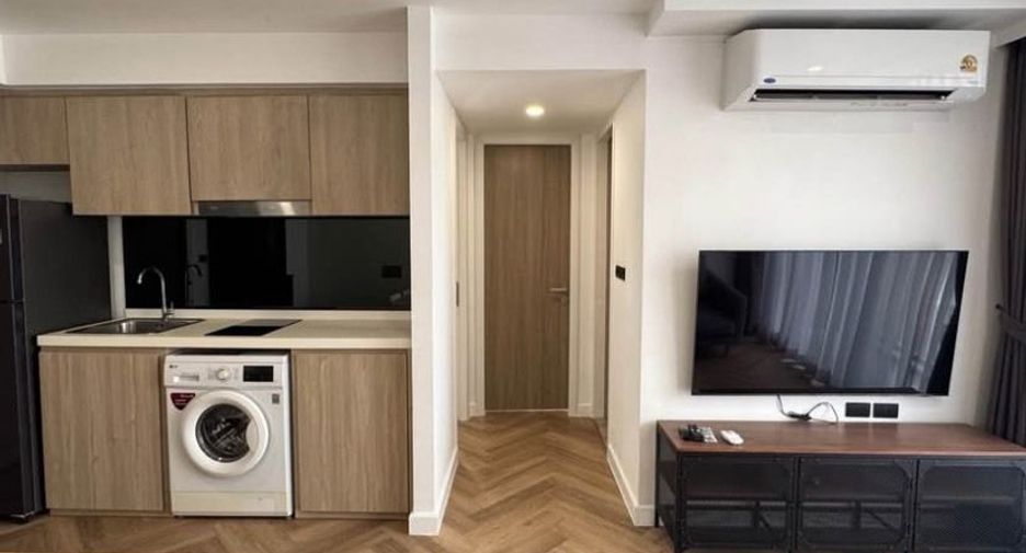 For rent 2 bedrooms condo in Phaya Thai, Bangkok
