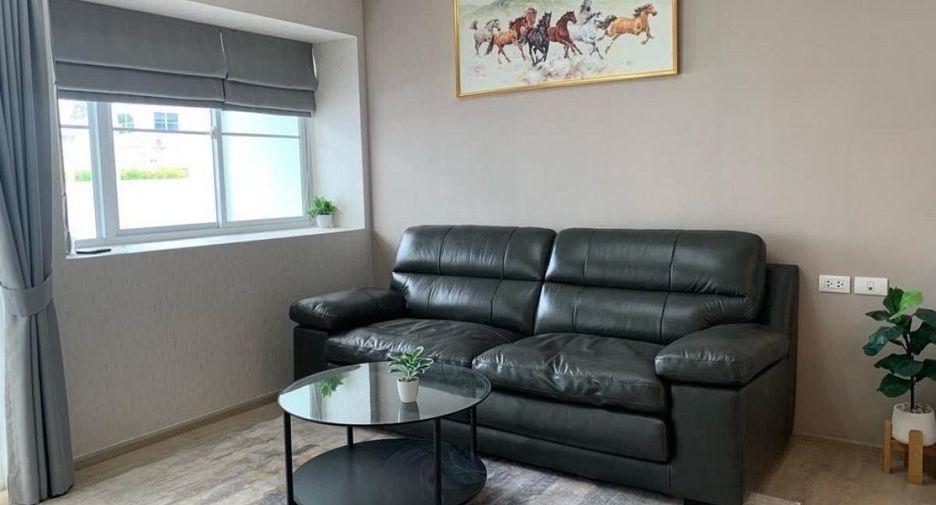 For rent 2 bedrooms townhouse in Prawet, Bangkok