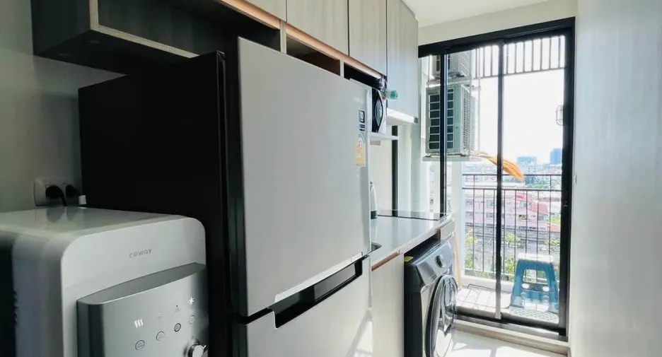 For rent 1 bed condo in Mueang Samut Prakan, Samut Prakan