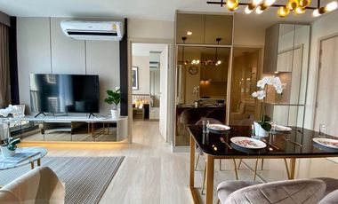 For rent 2 bedrooms condo in Pathum Wan, Bangkok